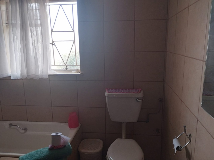 To Let 3 Bedroom Property for Rent in Bayswater Free State